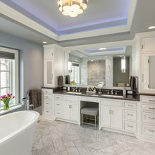 Hawks Landing master bath