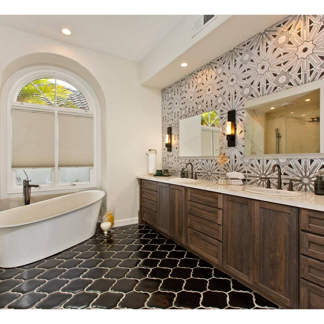Dramatic Style Master Bathroom