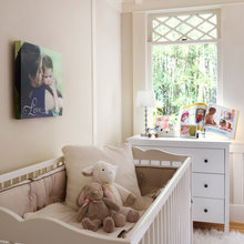 E's bedroom