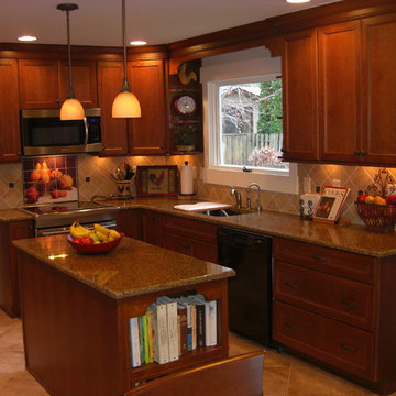 Medallion Silverline Maple Kitchen cabinets