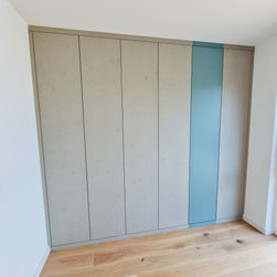 Kleiderschrank in Beton - Armoires And Wardrobes