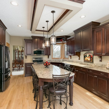 19306 Towering Oaks