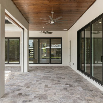 TRANSITIONAL CUSTOM HOME IN WINDERMERE FLORIDA'S KEENES POINTE COMMUNITY