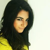 Amina Edris's photo