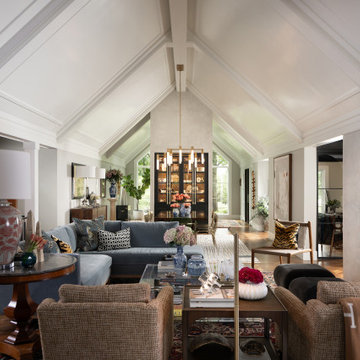 Art-filled Ranch on Natural Bridge
