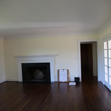 Horseshoe Hill Farm, Living Room - Before