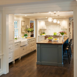 Proud Bead Beauty - Kitchen Cabinetry
