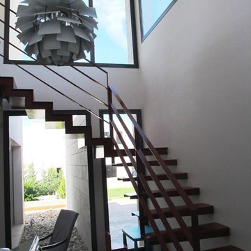 UNIFAMILIAR CON PISCINA