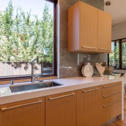 1020 Hermosa - Products