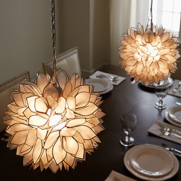 Flower Burst 1-Light Mini Pendant