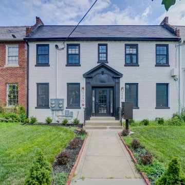 904 Quincy St NE #4