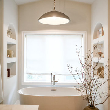 The Chando Residence - Primary Bathroom