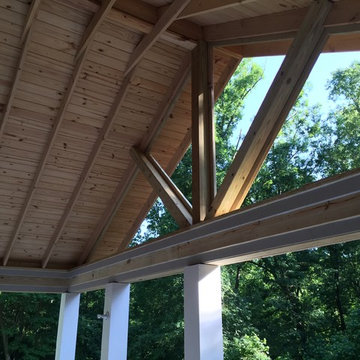532 - Screen Porch