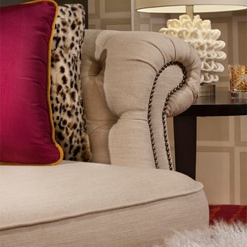 Troy, MI Luxurious Sitting Room
