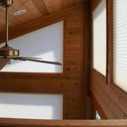 Island View - Guest House - Cellular Shades
