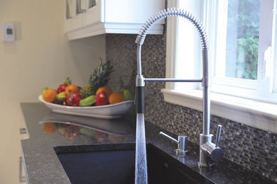 Kitchen - modern kitchen idea in Other