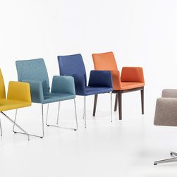 Frame 4-Star Swivel Armchair by B&T - Dining Chairs