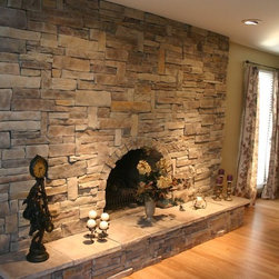 Mountain Stack Stone Veneer - Products