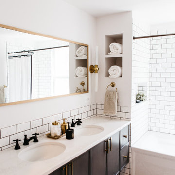 Black & White Bathroom