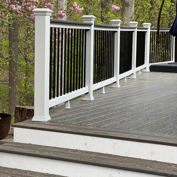 Port Murray, NJ — James Hardie Staggered Shake & New Decking