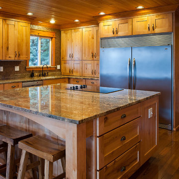 Mendocino in Rustic Maple