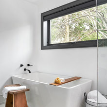 1. 949 POWDER ROOM