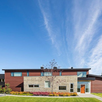 Hillside Private Aviation Home