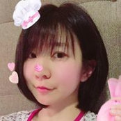 Ming Qius foto