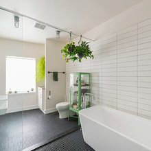Olinda bathroom