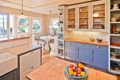 Elegant kitchen photo in San Francisco