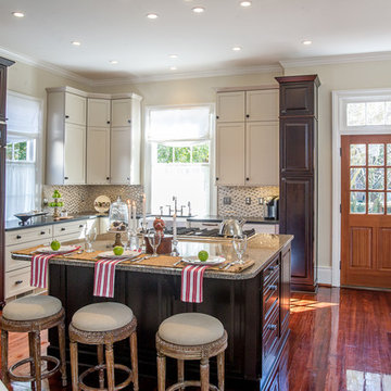 Charleston, SC - Historically Registered Private Home
