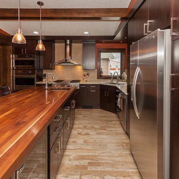 Contemporary Exterior Deck Remodel - 2015