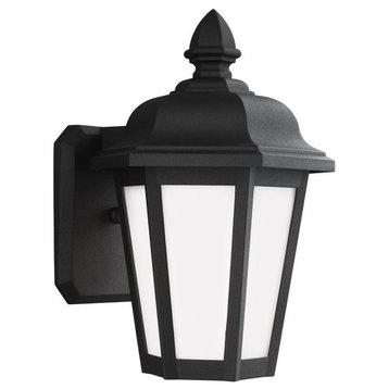 Brentwood 10" Outdoor Wall Light in Black