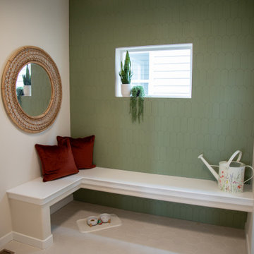 Welcoming Entryway with Organic Modern Style