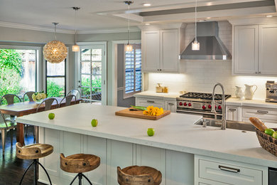 Kitchen - transitional kitchen idea in San Francisco