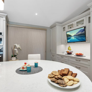 Maple & White Lacquer Traditional Kitchen