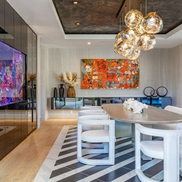Bundy Drive Brentwood, Los Angeles luxury home modern dining room