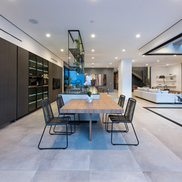 4131 BENEDICT CANYON DR- New Construction