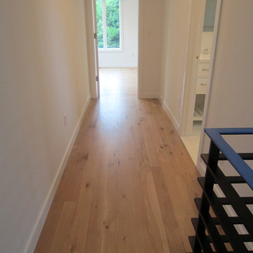 AMAGANSETT: 4" SOLID COUNTRY GRADE WHITE OAK INSTALLED /FINISHED NATURAL