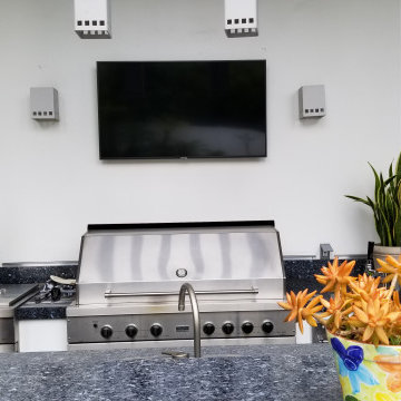 La Jolla outdoor TV and outdoor audio