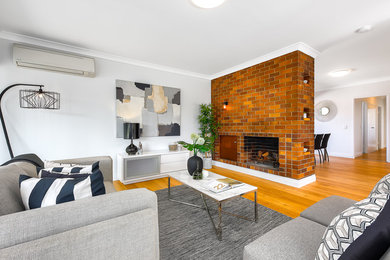 Inspiration for a transitional home design remodel in Brisbane