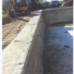 Reclaimed Granite Used as Pool Coping - Landscaping Stones And Pavers