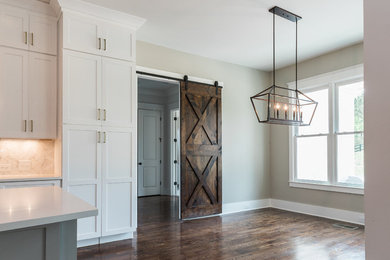 Inspiration for a large cottage home design remodel in Nashville