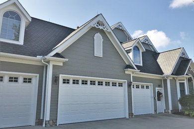 Example of a garage design in Cleveland