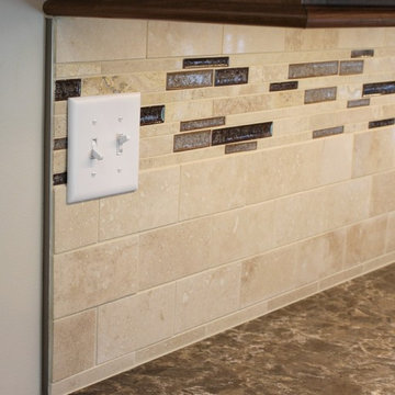 Erie, IL- Cherry Compliments Oak in a Remodeled Kitchen