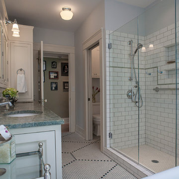 SE Home bathroom