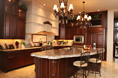 Kitchen - kitchen idea in Denver
