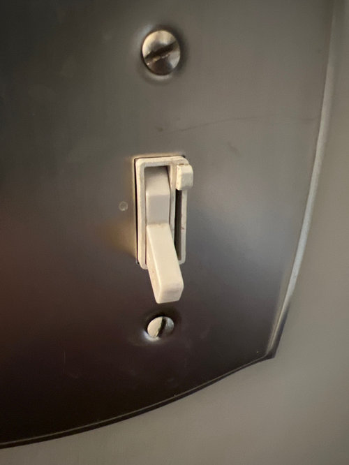 flickering kitchen lights