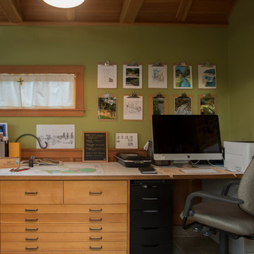 My Houzz: Backyard Cottage Office and an Artful Low-Water Garden