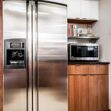 Striking Two-Tone Kitchen Remodel Done With Cabinet Refacing